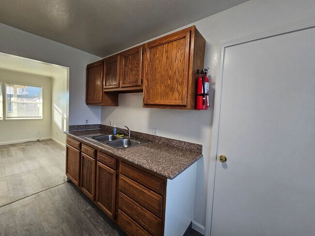 Building Photo - 20th Street