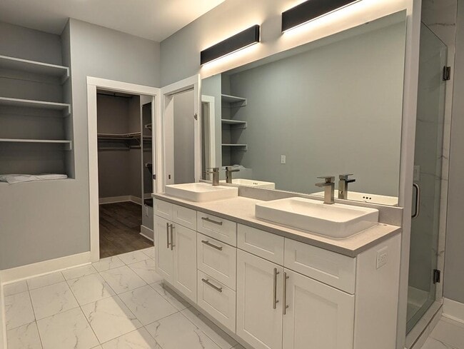 Building Photo - 4018 Southpoint Lndg Wy