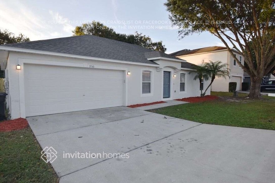 Building Photo - 5740 Oakwood Knoll Dr