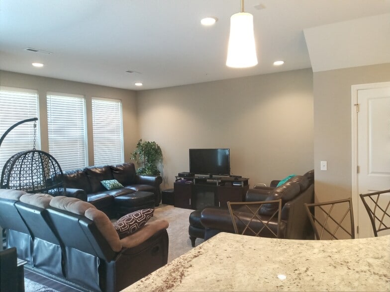Living room - 18398 60th Ave N