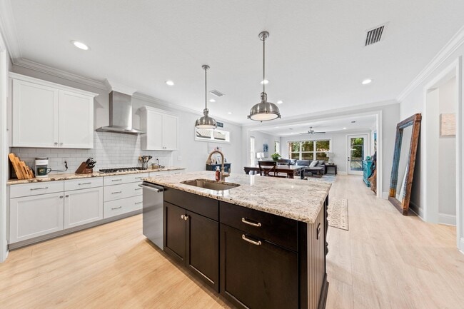 Building Photo - 802 Raihope Way