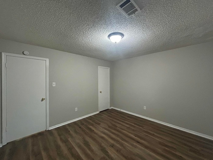 Building Photo - 3465 Cherry Cove W