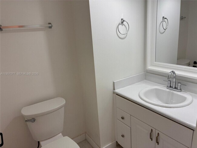 Building Photo - 2780 NE 183rd St