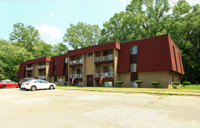 Primary Photo - Boardwalk & Park Place Apartments