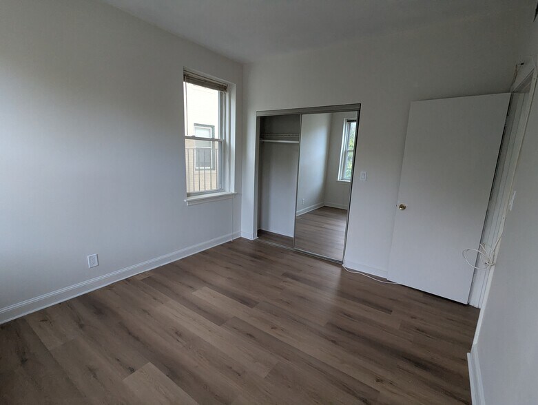 Bedroom - 1411 Commonwealth Ave