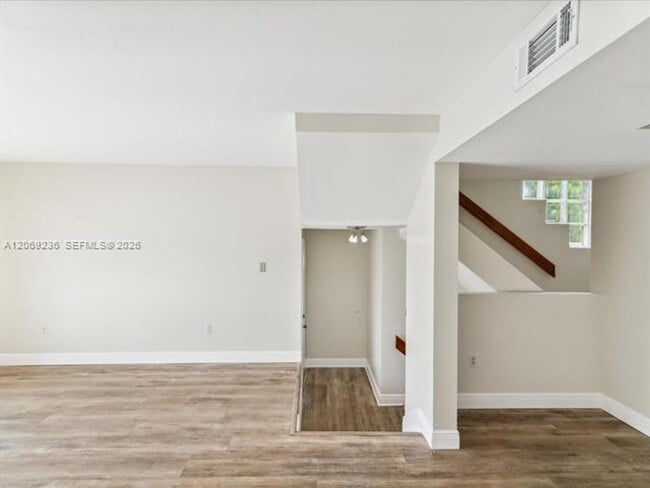 Building Photo - 390 NW 86th Pl