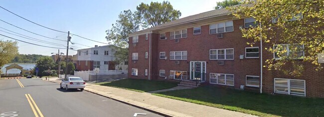 Primary Photo - 23 Smith St