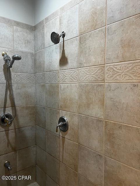 Building Photo - 136 Hombre Cir