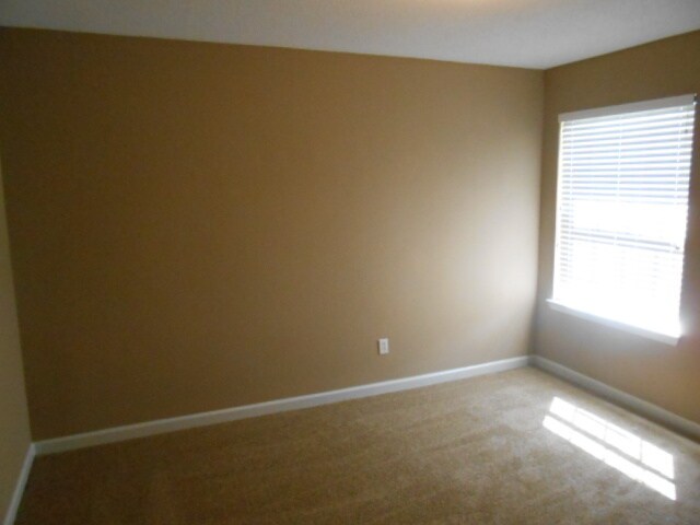Building Photo - Beautiful 5br/3ba Arlington home with lots of upgrades! Pets are owner approval, fees apply. Carp...