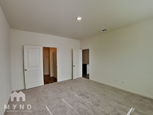 Building Photo - 4917 Gadwall Dr