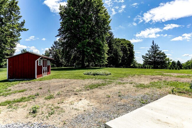 Building Photo - 224 Hershey Rd