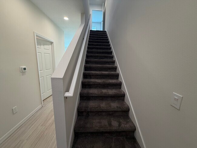 Building Photo - 2138 Penny Ln