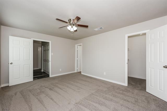 Building Photo - 4129 7 Gables St