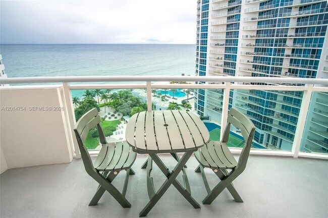 Building Photo - 3001 S Ocean Dr