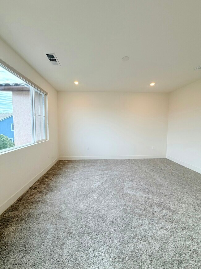 Building Photo - 5168 Maniago Wy