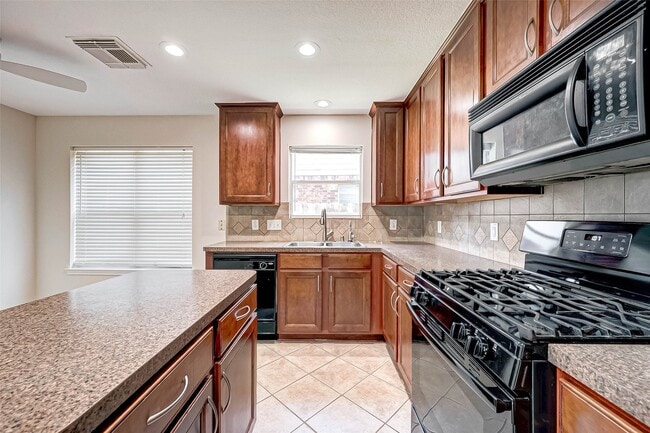 Building Photo - 5127 Birch Manor Ln