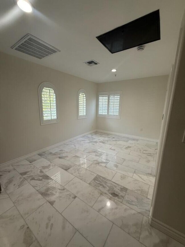 Building Photo - Studio Living, Elevated with Stainless Ste...