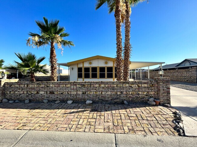 Primary Photo - Charming 2-Bedroom 2-Bathroom Furnished Ma...