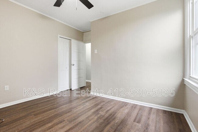 Building Photo - 29 E Orchard Ave