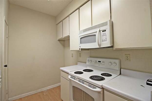 Building Photo - 10053 Westpark Dr