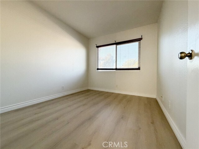 Building Photo - 73 Goldenrod