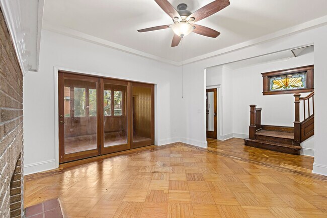 Building Photo - 322 78th St
