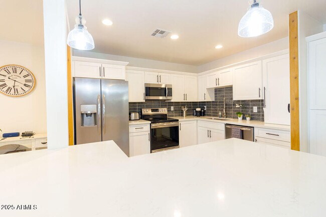 Building Photo - 4214 N 20th St