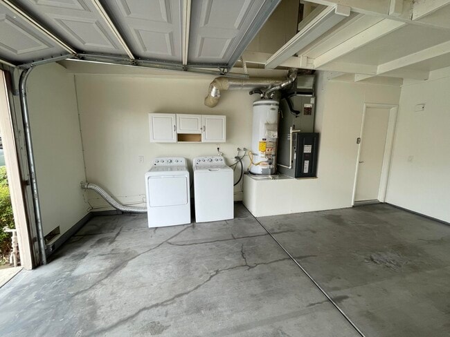 Building Photo - 74940 San Simeon Dr