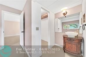 Building Photo - 7897 Golf Cir Dr