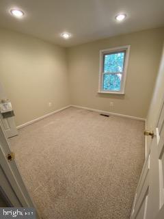 Building Photo - 6930 Hamilton Ct