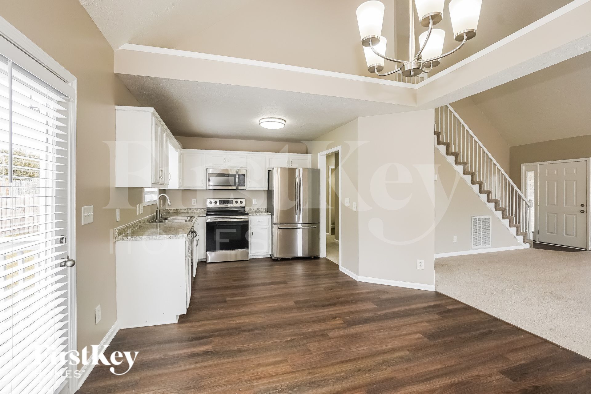 Building Photo - 3508 Clover Hill Dr