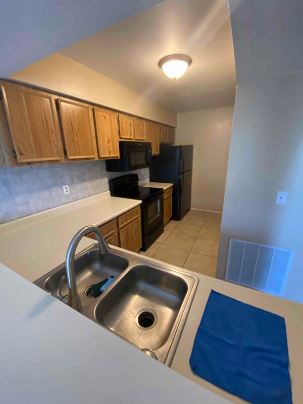 Building Photo - 2969 Bonaventure Cir