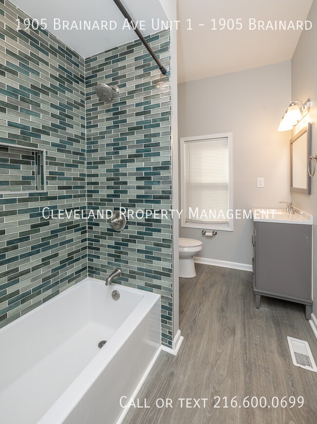 Building Photo - 1905 Brainard Ave