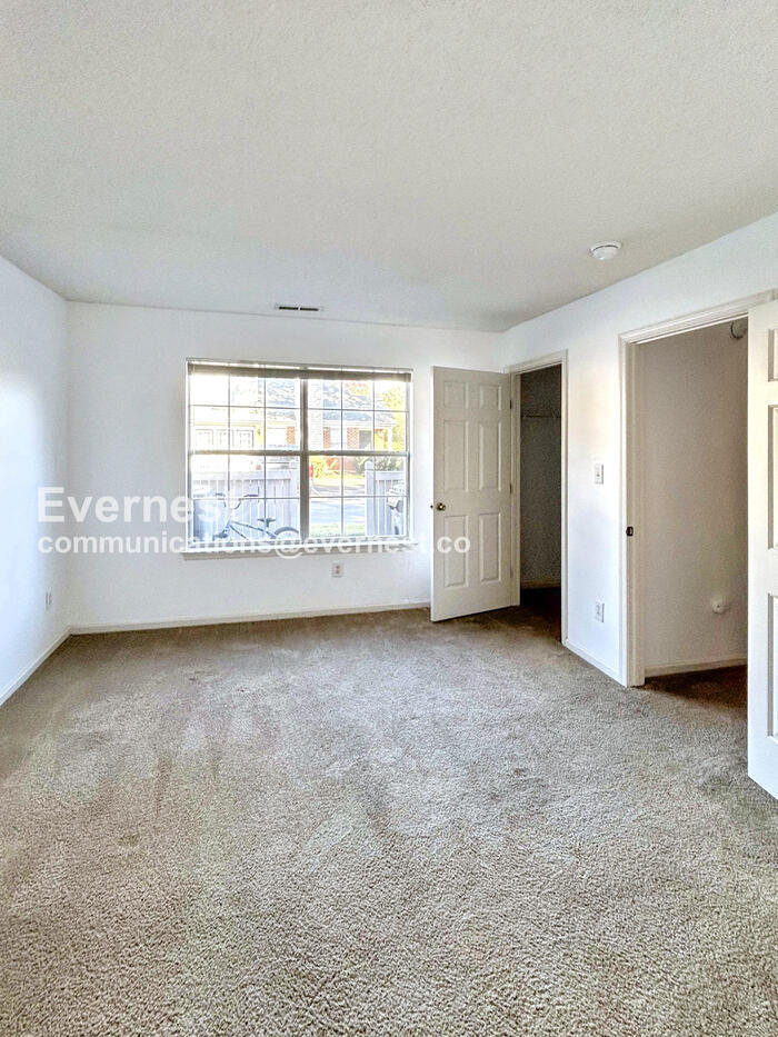 Building Photo - 2703 Westgate Cir