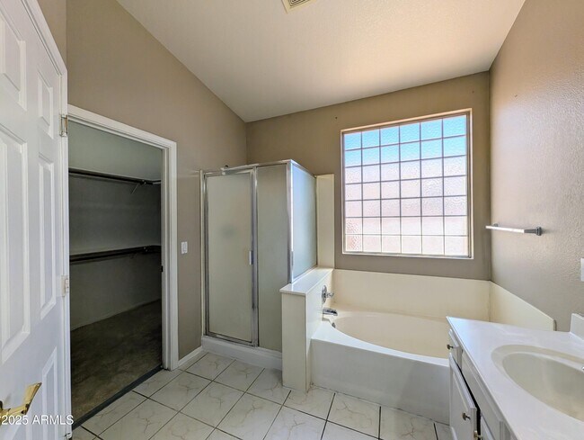 Building Photo - 3028 N 109th Ave