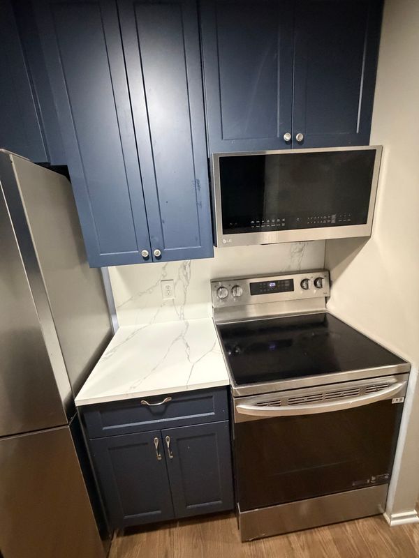 Building Photo - 13123 Wonderland Way