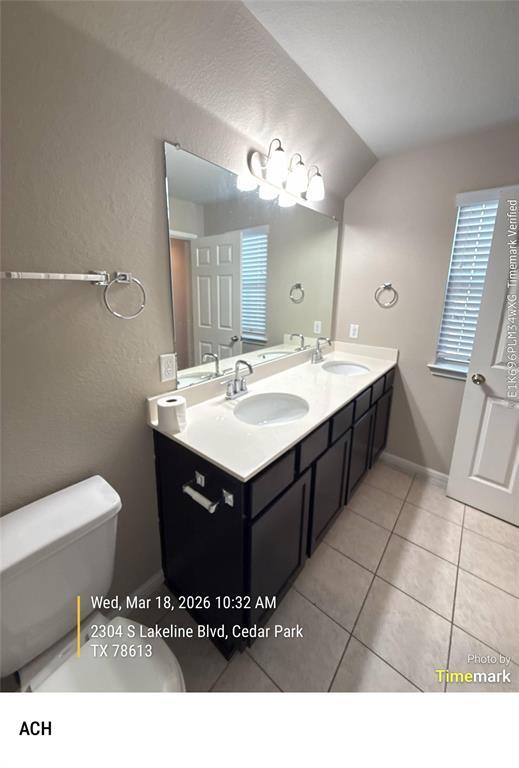 Building Photo - 2304 S Lakeline Blvd