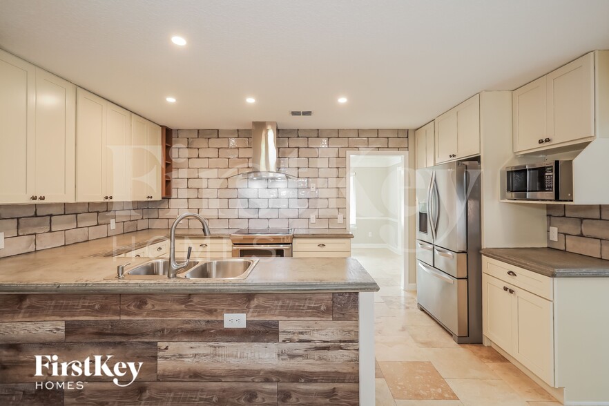 Building Photo - 4129 Shetland Pony Ln