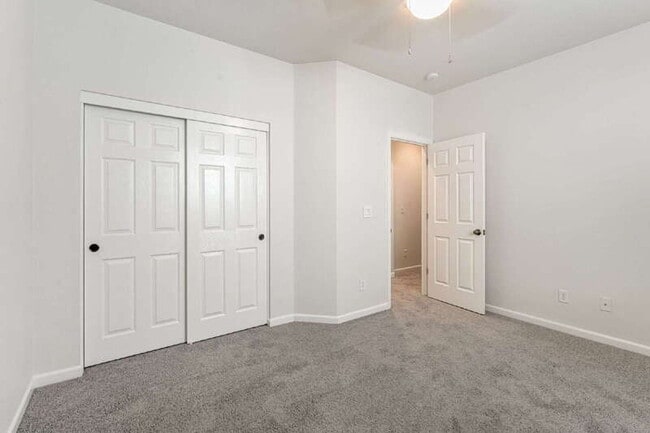 Building Photo - 8532 Hawley Way