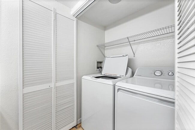 Building Photo - 14791 Dutchmans Dr