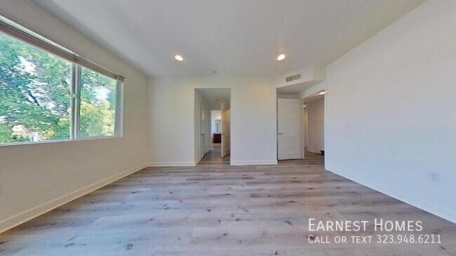 Building Photo - 14412 Killion St