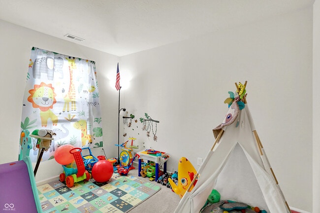 Building Photo - 910 Red Hls Ct