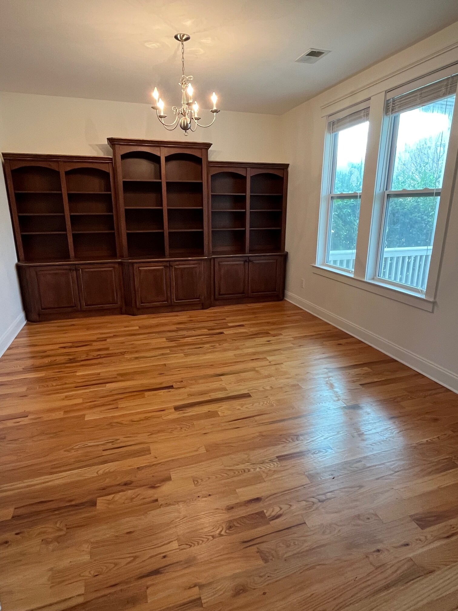 Building Photo - 1207 Appling Dr