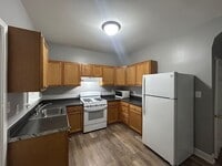 Building Photo - 2 Bedroom Move in Special - $99 Security Deposit