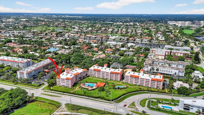Building Photo - 1099 S Ocean Blvd