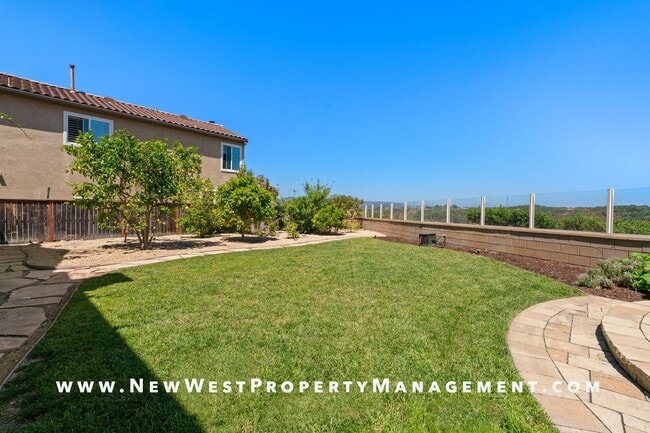 Building Photo - Renovated Carmel Valley 4 Bedroom at Costa...