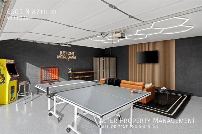 Building Photo - 6501 N 87th St