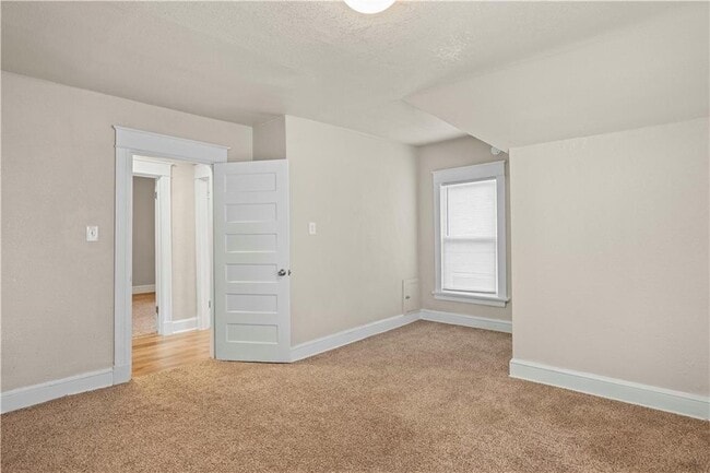 Building Photo - 2319 Norton Ave