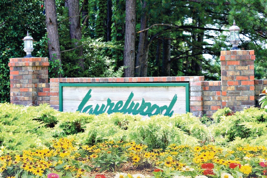 Laurelwood 5000 Laurelwood Ln Huntsville AL 35816 Apartment Finder