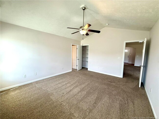 Building Photo - 2513 Hunting Bow Dr